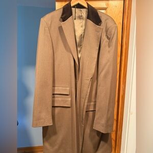 Charles Tyrwhitt Beige Coat with Dark Collar